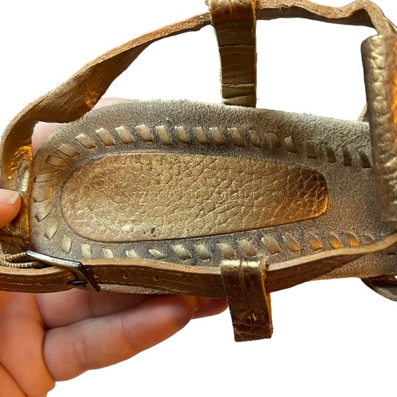 Enzo Angiolini I Gold Leather Sandals - Picture 6 of 9